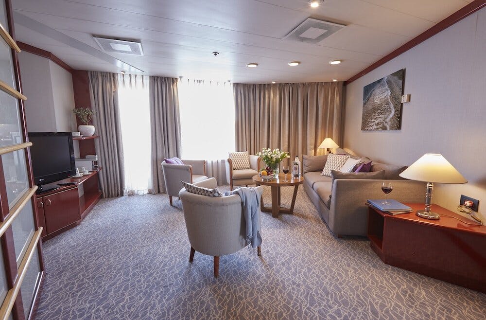 Celestyal Crystal - Celestyal Cruises - Grand Suite (SG)