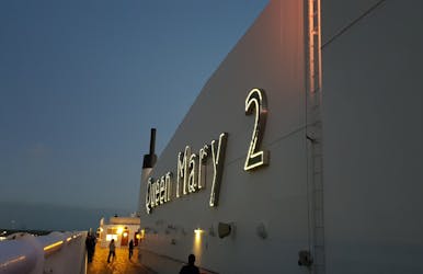 atemberaubender ocean liner - queen mary  2