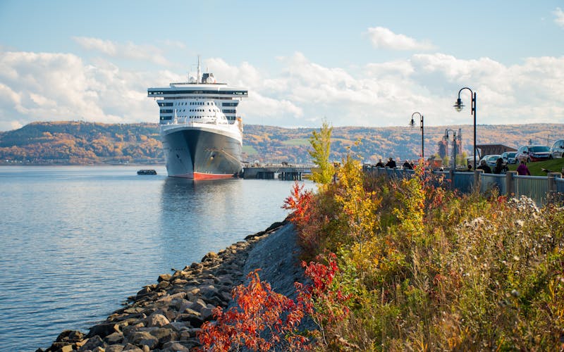 Die Queen Mary 2 in Saguenay