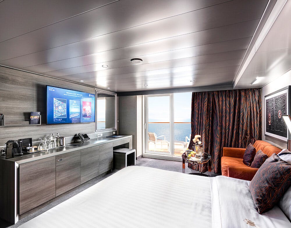 MSC Meraviglia - MSC Cruises - MSC Yacht Club Deluxe Suite (YC1)