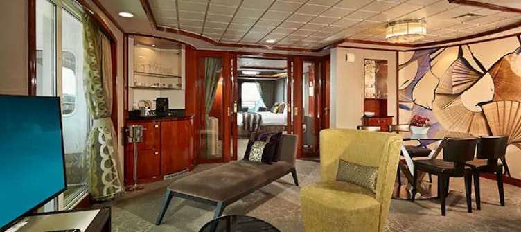 Norwegian Star - Norwegian Cruise Line - Owner's Suite