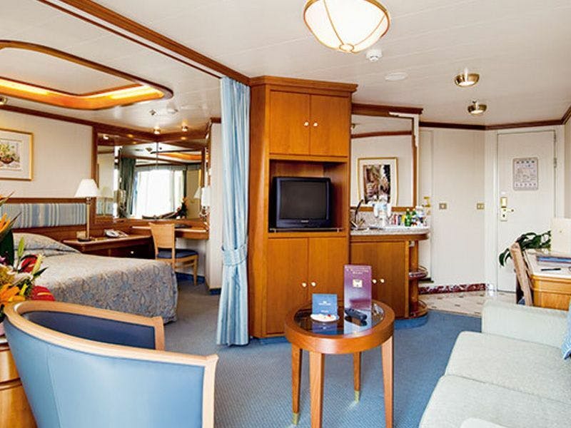 Diamond Princess - Princess Cruises - Family Suite mit Verbindungstüre und Balkon (S8)