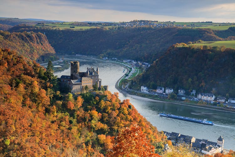 Rhein Burg Katz im Tal der Loreley Herbst