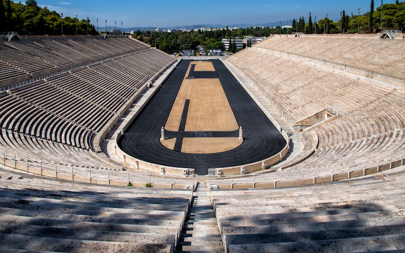Blick aufs antike Olympiastadion