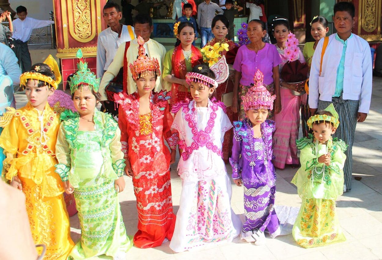Novizen-Zeremonie in der Myat Than Lun-Pagode