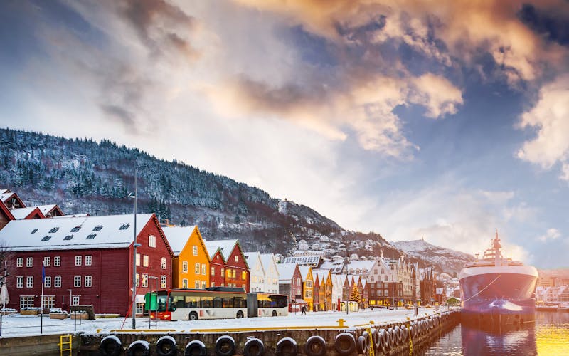 Q:\Destinationen\Norwegen\Bergen\Bergen_Winter_AdobeStock_117232870 ©Ievgen Skrypko_abo.jpeg