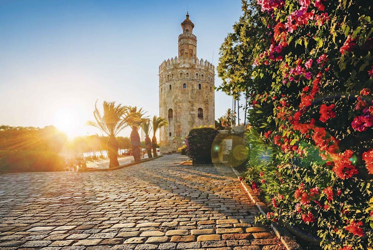 Torre del Oro Sevilla Andalusien Spanien
