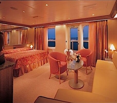 Carnival Splendor - Carnival Cruise Line - Grand Suite (GS)