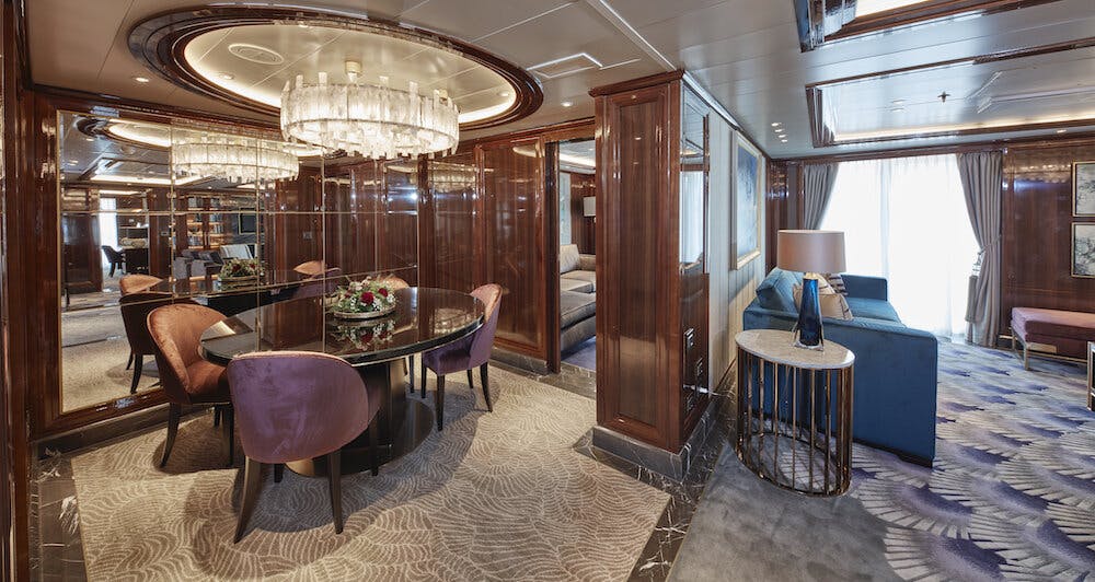 Queen Victoria - Cunard Line - Grand Suiten, Achtern, Deck 6, 7 (Q1)