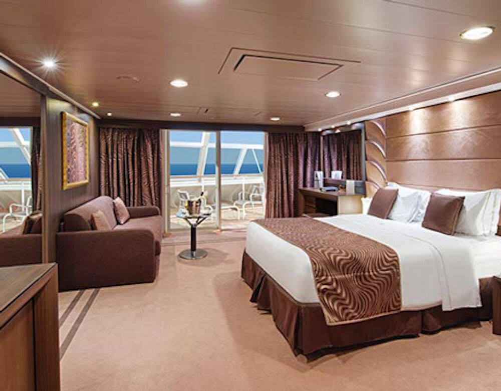 MSC Divina - MSC Cruises - MSC Yacht Club Deluxe Suite (YC1)