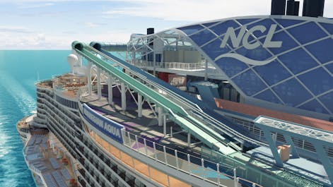 NCL MS Norwegian Aqua_Leben an Bord_außen_an Deck_Wasserrutsche_Slidecoaster