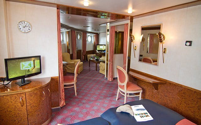 MS Hamburg - Plantours Hochseekreuzfahrten - Suite mit Veranda, Zweibett außen, Deck 4 (HK13)