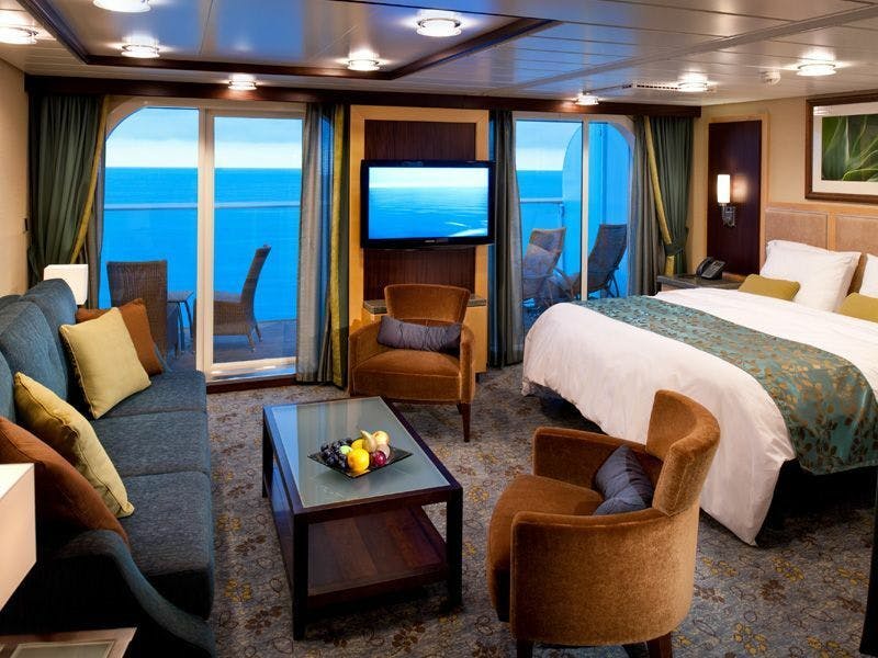 Allure of the Seas - Royal Caribbean International - AquaTheater Suite mit Balkon (A2)