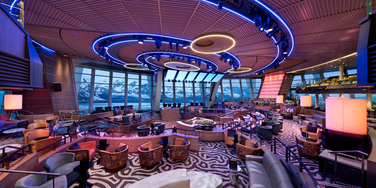 Ovation of the Seas Entertainment Two70Lounge