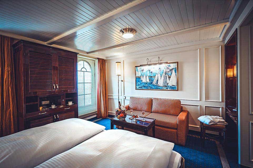Sea Cloud Spirit - Sea Cloud Cruises - B: Junior-Suiten mit Balkon