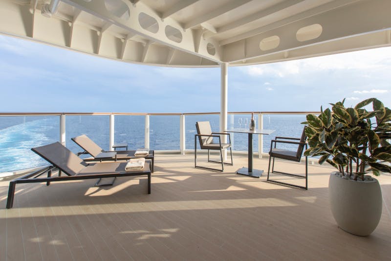 Silver Nova_Leben an Bord_Master Suite_Balkon_©Silversea Cruises Ltd.