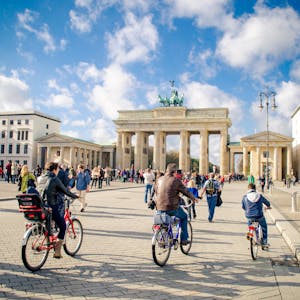 Brandenburger Tor mit Rad Eagle Tours