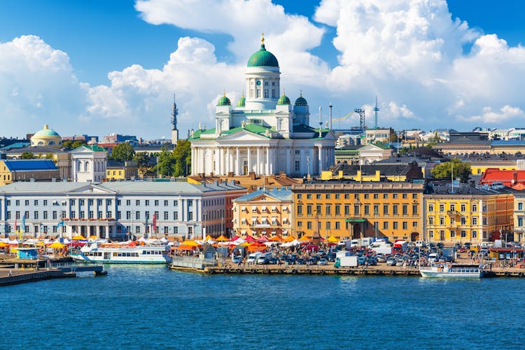 Blick auf Helsinki vom Wasser aus