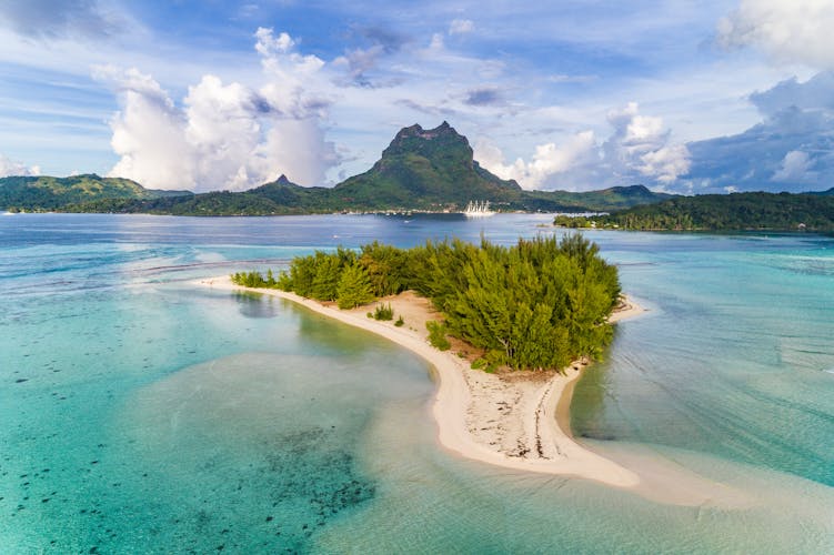 Q:|Destinationen|Südsee|Französisch Polynesien|Bora Bora_AdobeStock_175369737 © Maridav.jpeg