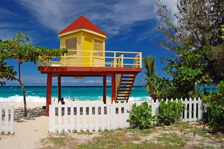 Grenada mit Blick auf den Strand 