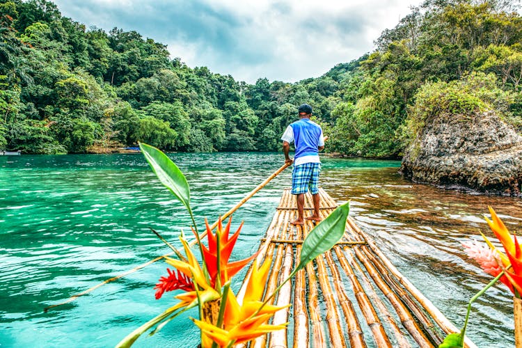 Jamaika; Bambus Fahrt auf dem Blue Lagoon