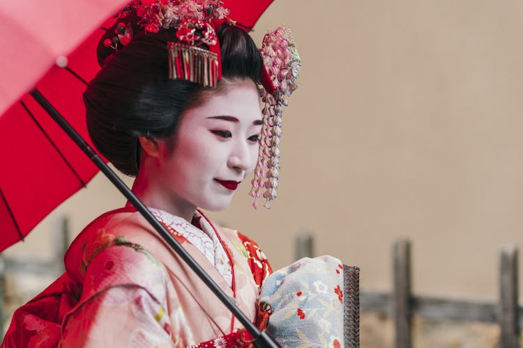 traditionelles Geisha-Gewand
