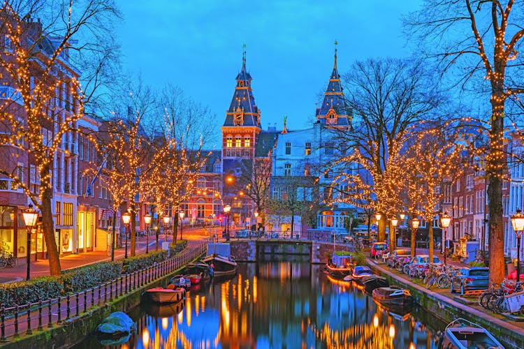 Q:\Destinationen\Niederlande\Amsterdam\Amsterdam im Dezember_AdobeStock_400735623©Fokke Baarssen_abo_pso.tif