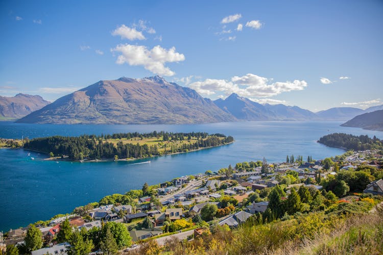 Neuseeland, berge und Wasser