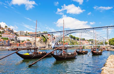 Q:\Destinationen\Portugal\Festland\Porto\Douro_River_Posto_AdobeStock_113019365©saiko3p.jpeg