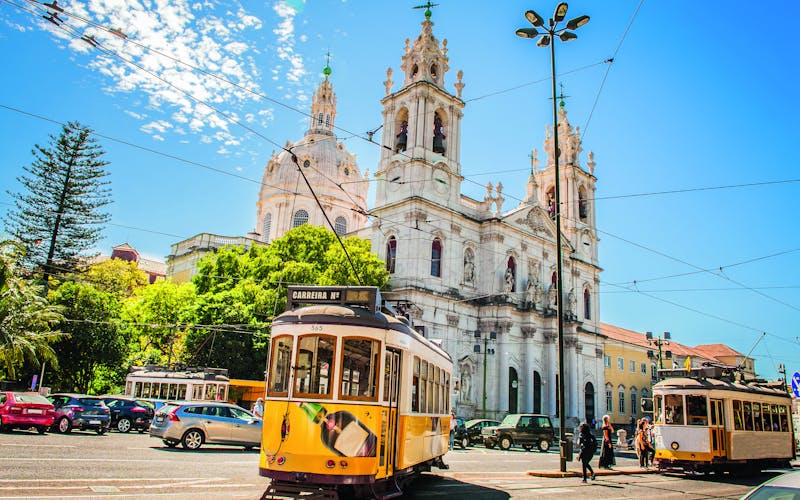 Q:\Destinationen\Portugal\Festland\Lissabon\Straßenbahn und Elevador\AdobeStock_186145141 © Filip_abo_pso.tif