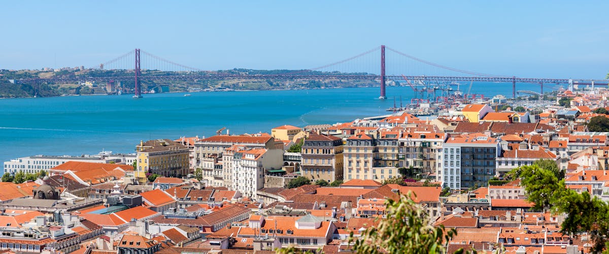 Panorama von Lissabons Küste