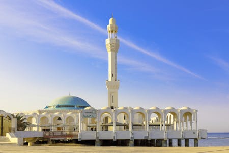 Q:\Destinationen\Saudi-Arabien\Dschidda_Al-Rahmah-Moschee_AdobeStock_419663329©HugoTrix_abo.jpeg