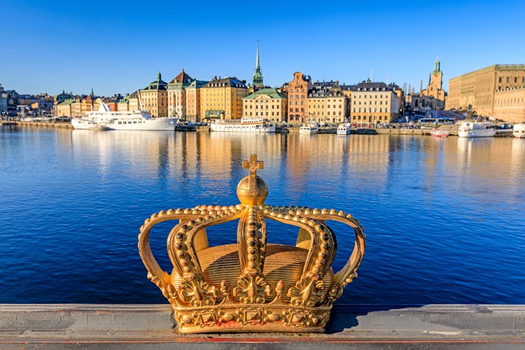 Q:\Destinationen\Schweden\Stockholm\Königlicher Palast_Krone\Stockholm_Kroen_Skeppholmsbron_Brücke_AdobeStock_144085676 ©korkeakoski_abo.jpeg