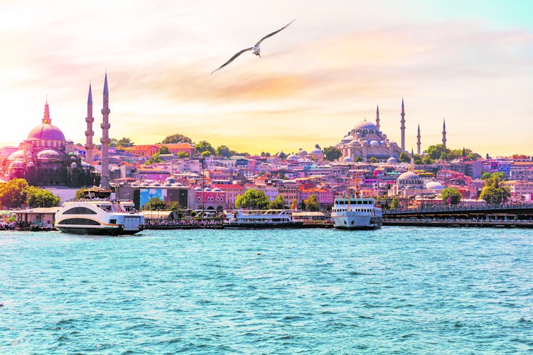 Istanbul AdobeStock_293563333©AlexAnton_ztv5
