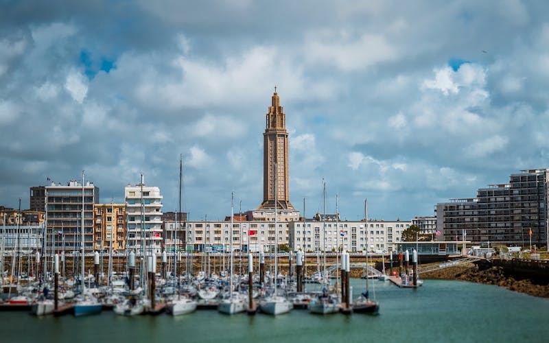 Le Havre mit Booten uns Ausblick auf die Stadt